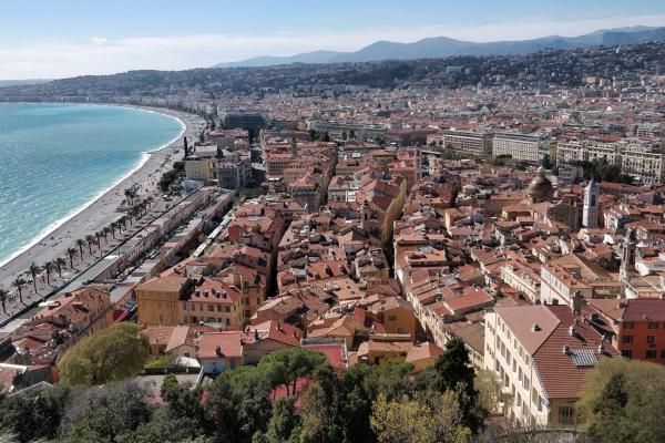 Vue sur Nice depuis la Colline du Château