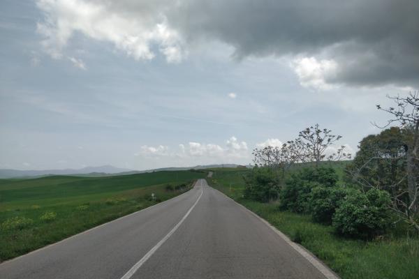 Sur la route en Toscane
